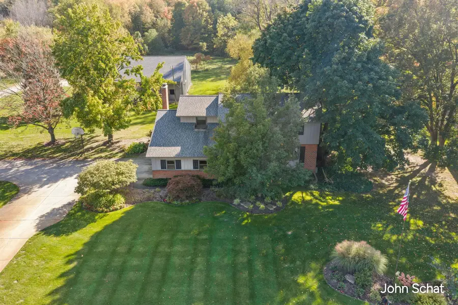 4570 Jacob Street Sw, Wyoming, MI 49418 - #2