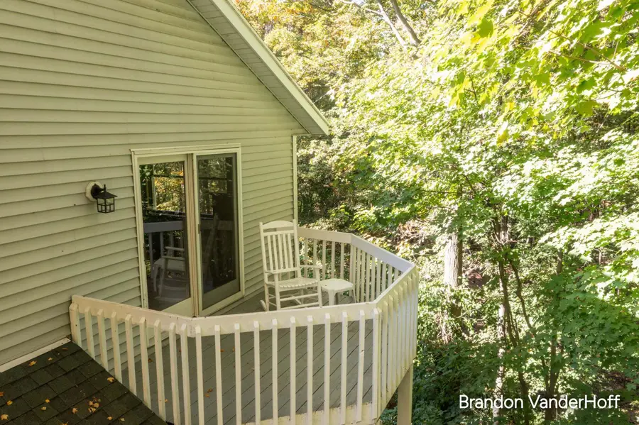 8925 Sorrento Ridge Drive Se, Byron Center, MI 49315 - #3