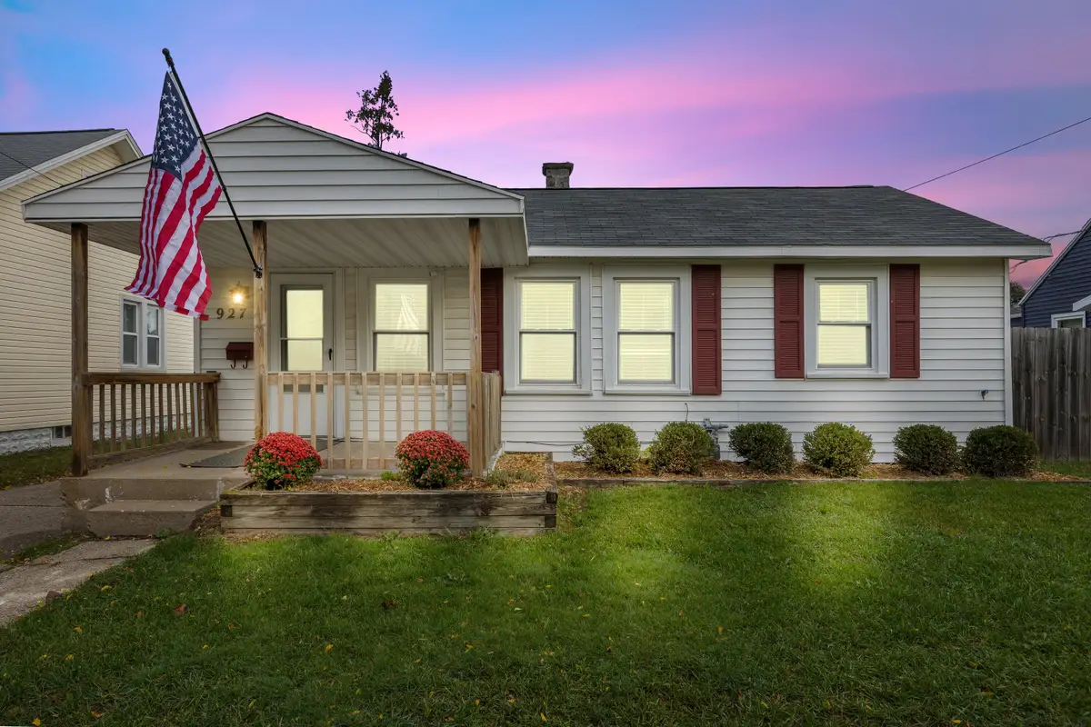 927 Aberdeen Street Ne, Grand Rapids, MI 49505 - #1