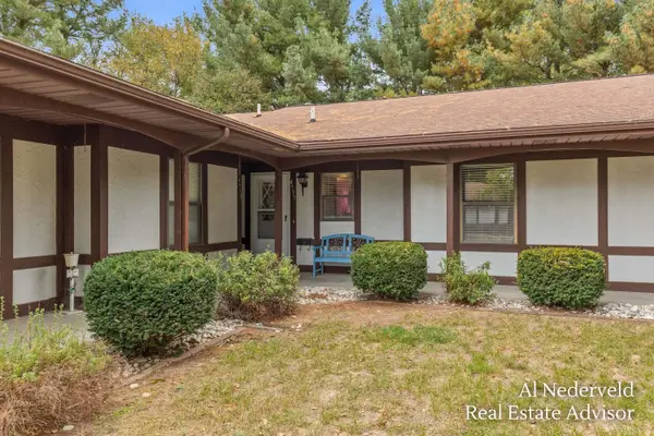 4535 Bekinshire Drive Nw, Comstock Park, MI 49321