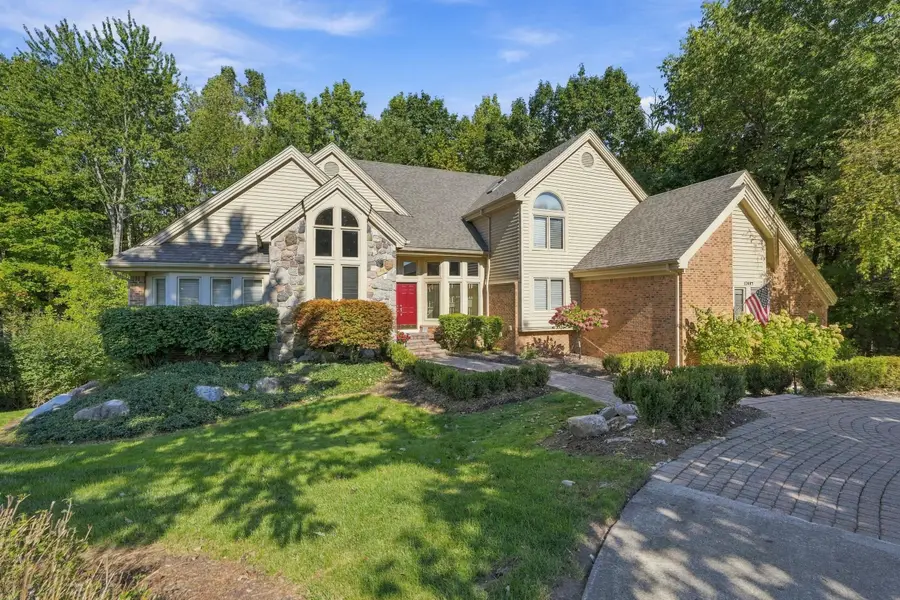 17467 Rolling Woods Circle, Northville, MI 48168 - #3