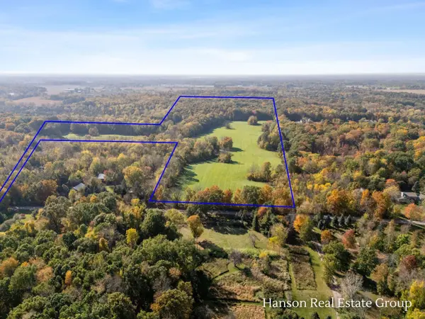 3741 Hilton Avenue Se, Lowell, MI 49331