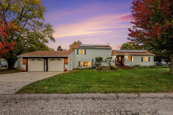 189 W Oak Street, Sand Lake, MI 49343