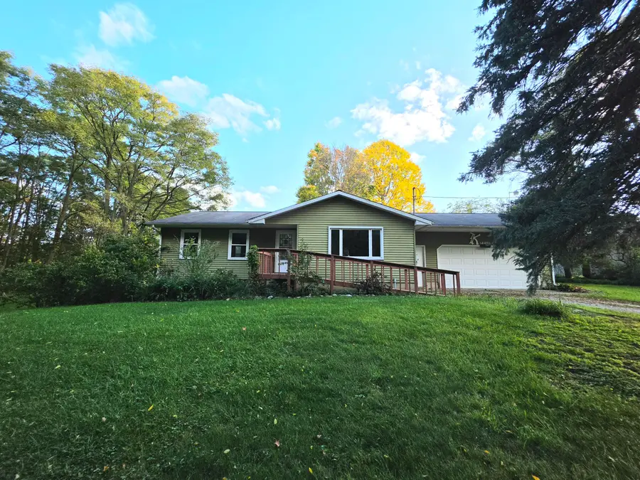 14651 Peckham Road, Albion, MI 49224 - #2
