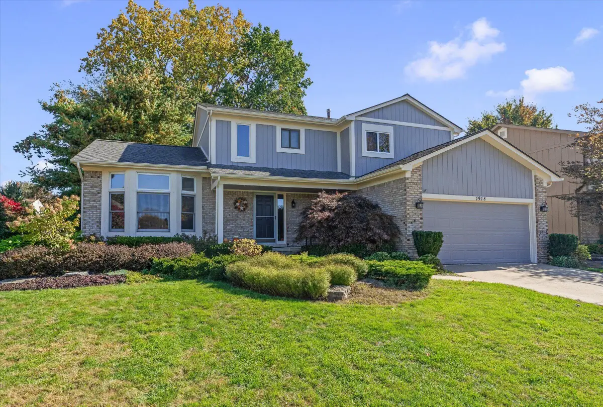 1918 Grasmere Lane, Wixom, MI 48393 - #1