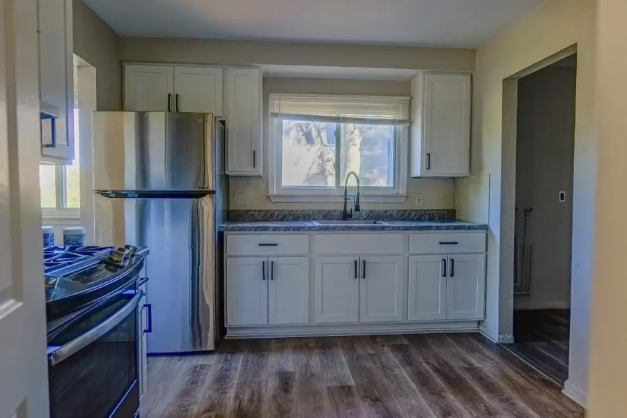 78 E Yale Avenue, Pontiac, MI 48340 - #3