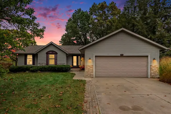 941 Niagara Drive, Lawton, MI 49065