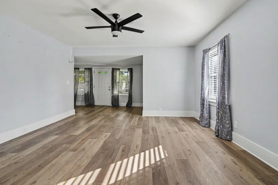 106 Marshall Street, Jackson, MI 49202 - #2