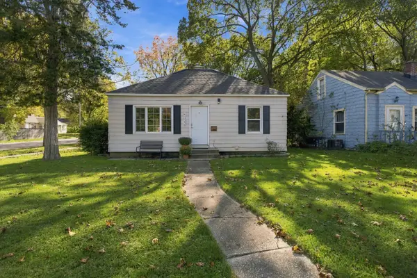 1322 Palmer Avenue, Kalamazoo, MI 49001