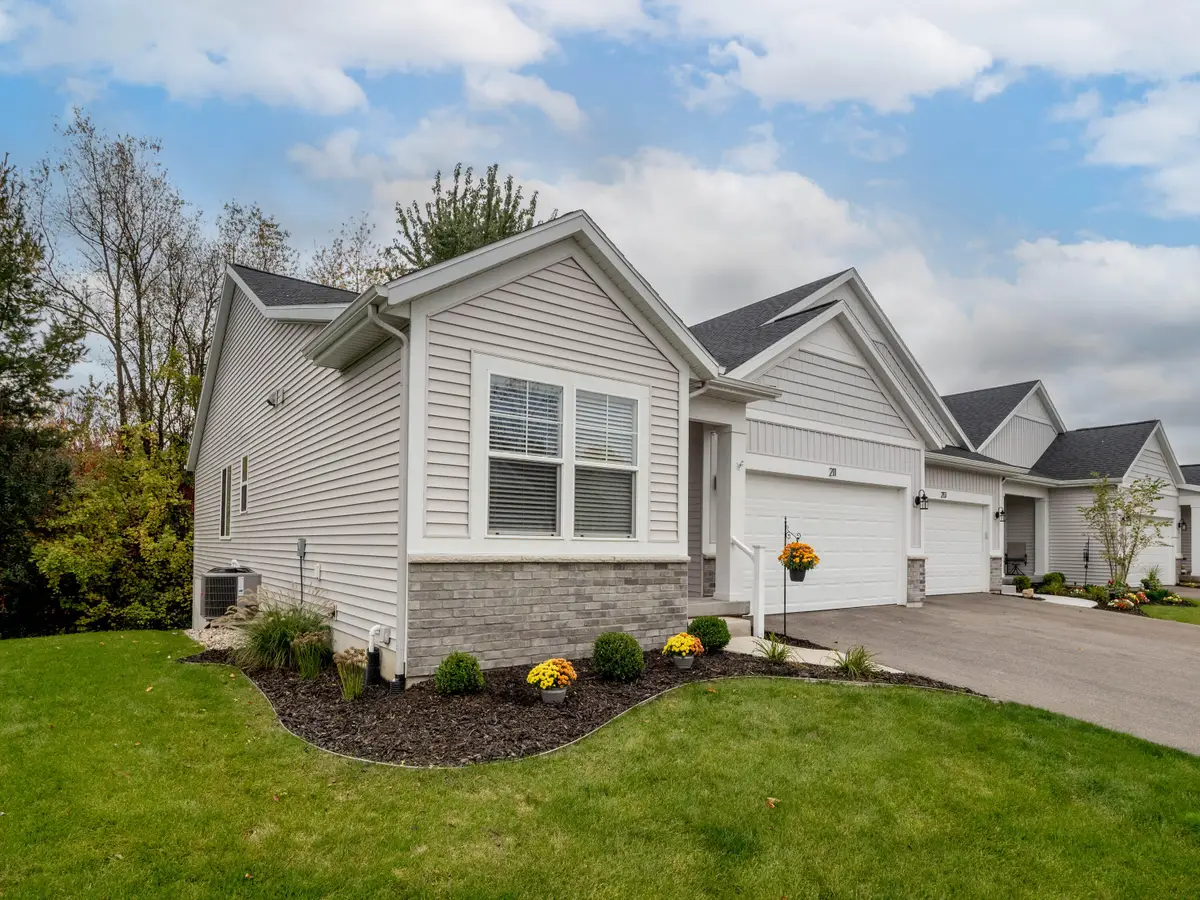 211 Hickory Valley Drive, Kalamazoo, MI 49009 - #1