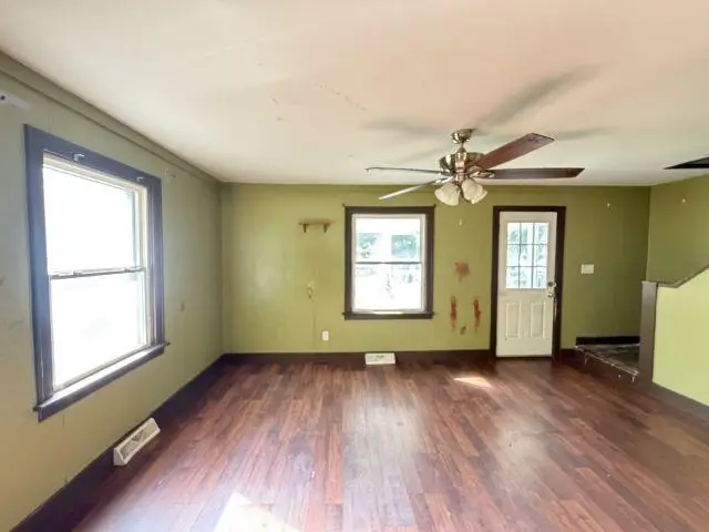 547 Seymour Avenue, Jackson, MI 49202 - #3