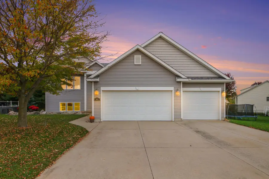 6187 Sheldon Drive, Hudsonville, MI 49426 - #2