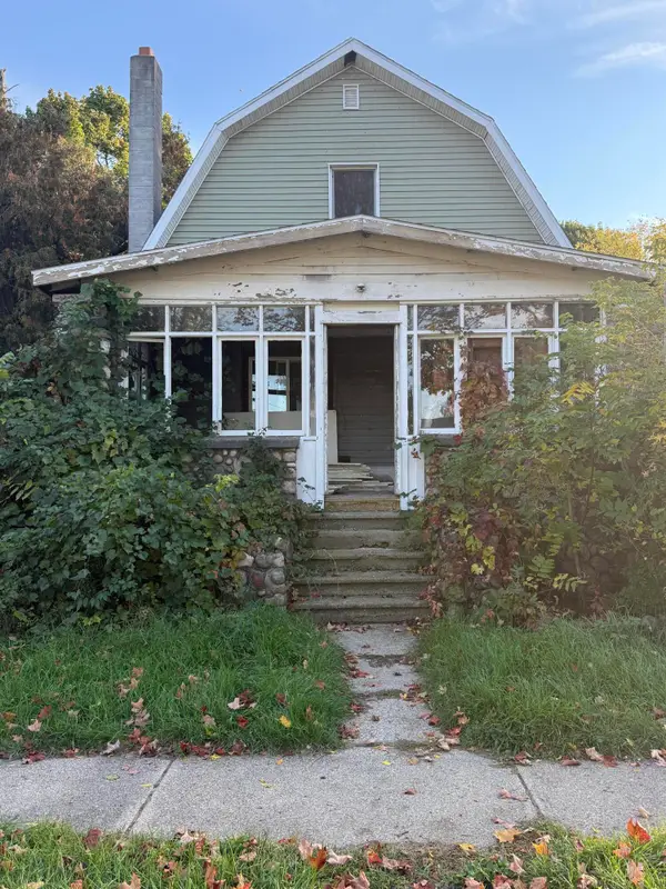 298 E Marion Avenue, Barryton, MI 49305