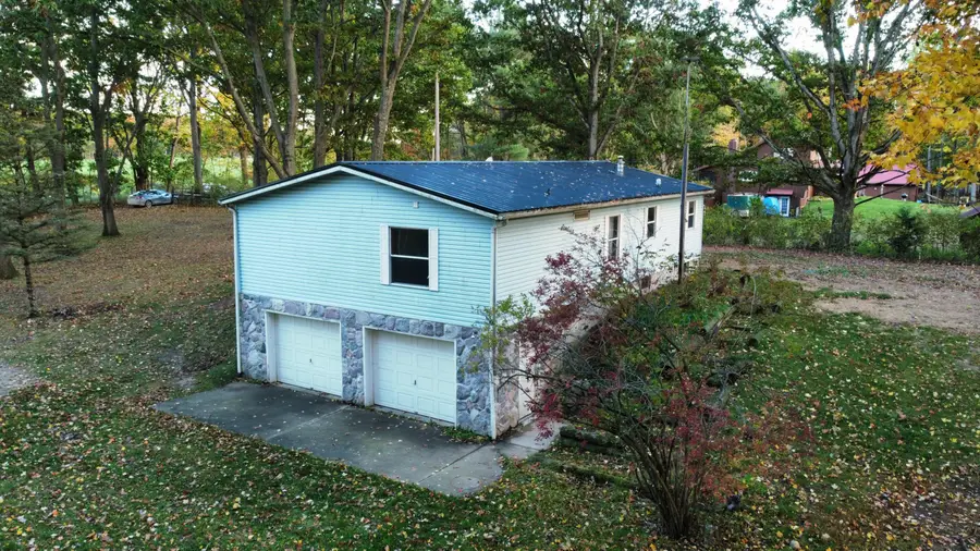 1236 E Tamarack Road, Edmore, MI 48829 - #3