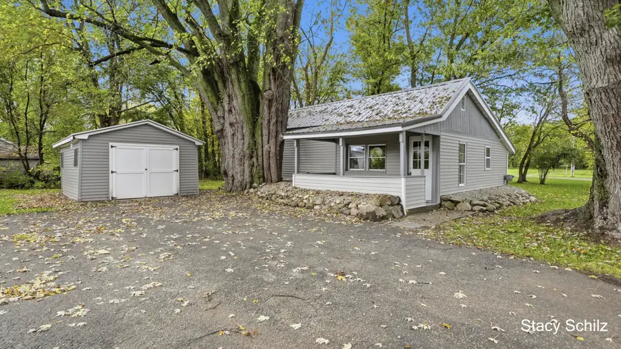 123 Sherman, Nashville, MI 49073 - #2