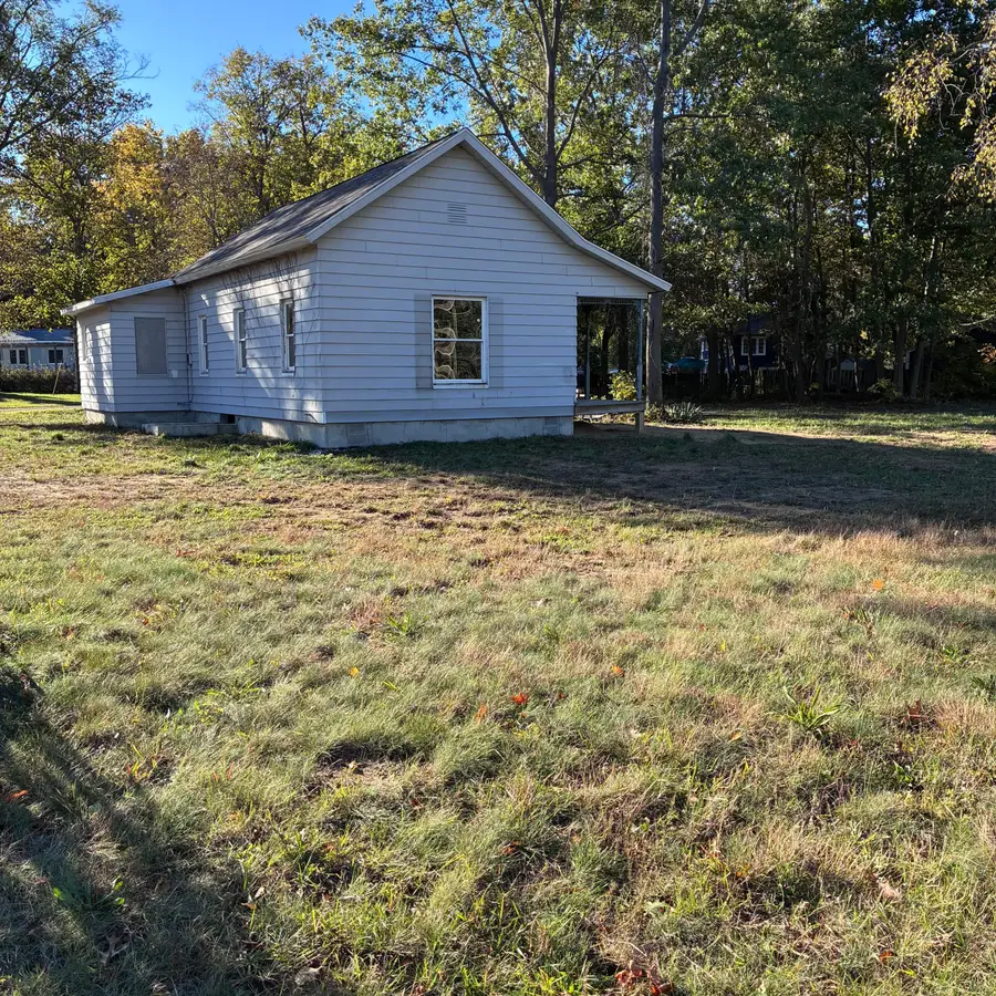 6183 M-63, Coloma, MI 49038 - #2