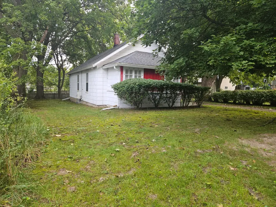 416 W Mary Street, Belding, MI 48809 - #3