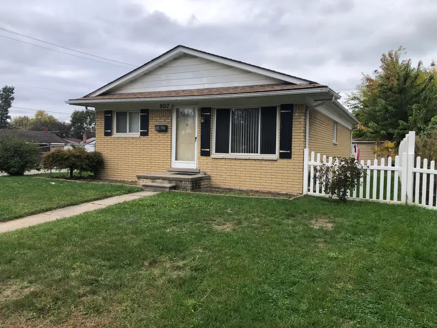 9017 Danzig Street, Livonia, MI 48150 - #2