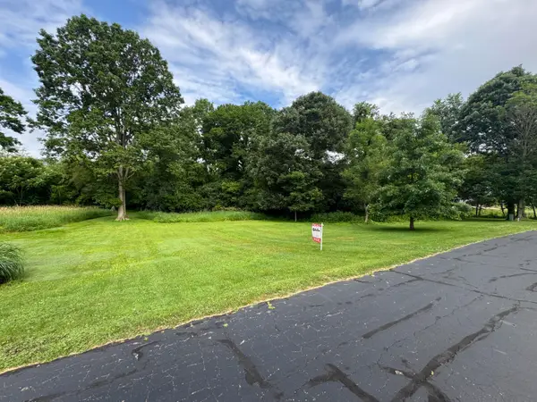 3800 Nelson Drive #20, Jackson, MI 49203