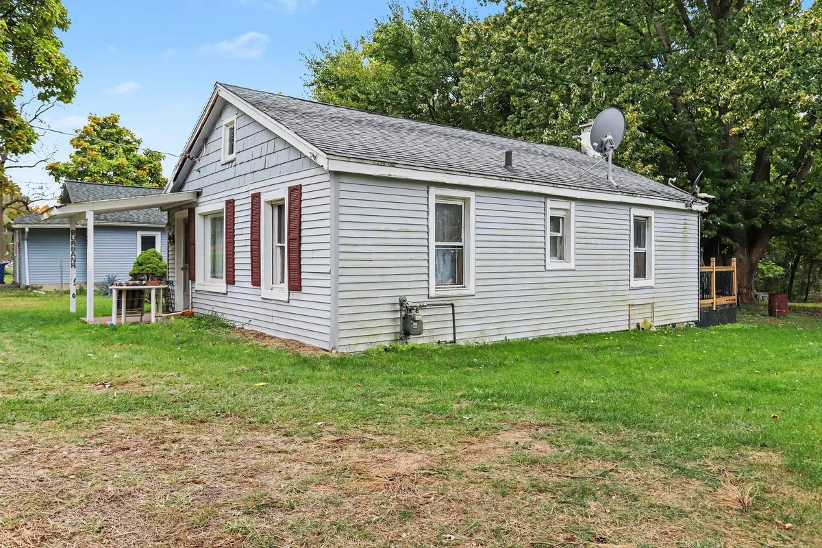 323 Cooper Avenue, Battle Creek, MI 49014 - #1