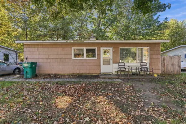 2905 Fielding Drive, Lansing, MI 48911