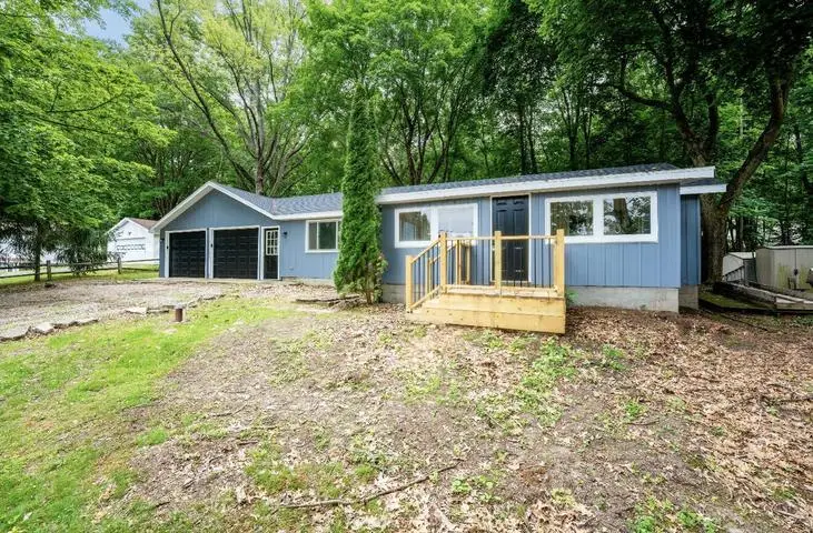 8324 Je-ne-be Drive Ne, Rockford, MI 49341 - #3