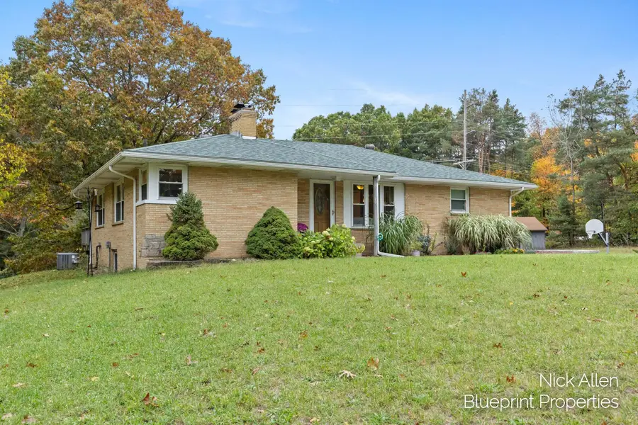 7279 Blakely Drive Ne, Rockford, MI 49341 - #2