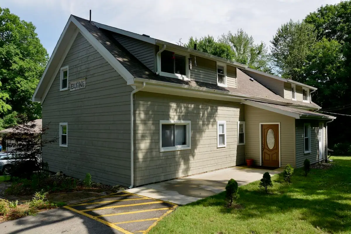 2546 E Snow Road, Berrien Springs, MI 49103 - #1