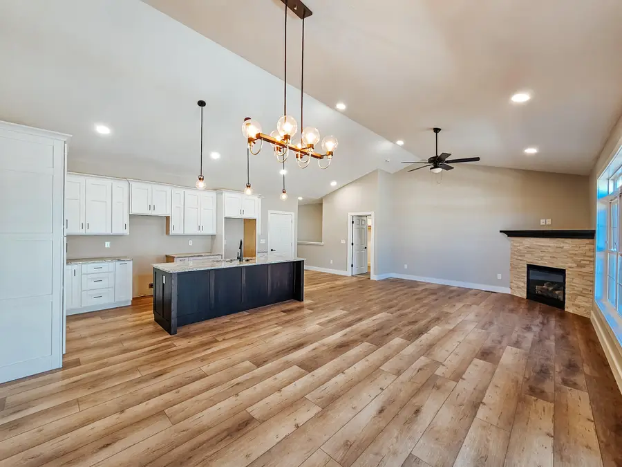 233 Auseon Court, Hillsdale, MI 49242 - #3