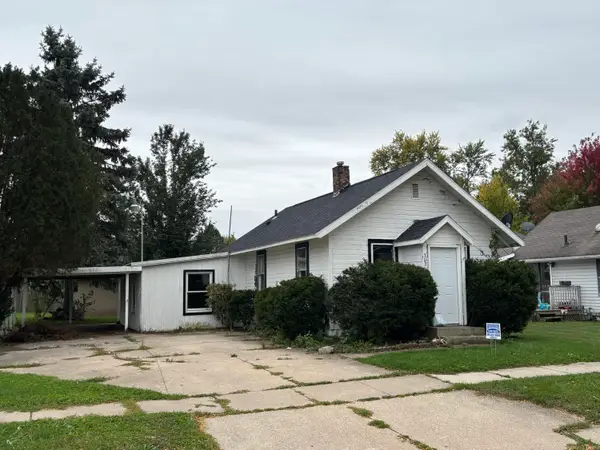 703 E Lafayette Street, Sturgis, MI 49091
