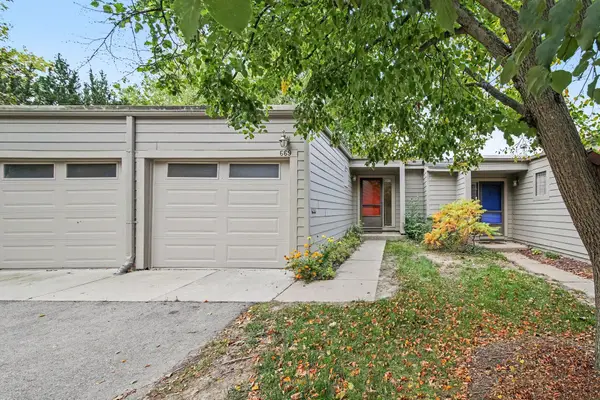 669 Watersedge Drive, Ann Arbor, MI 48105