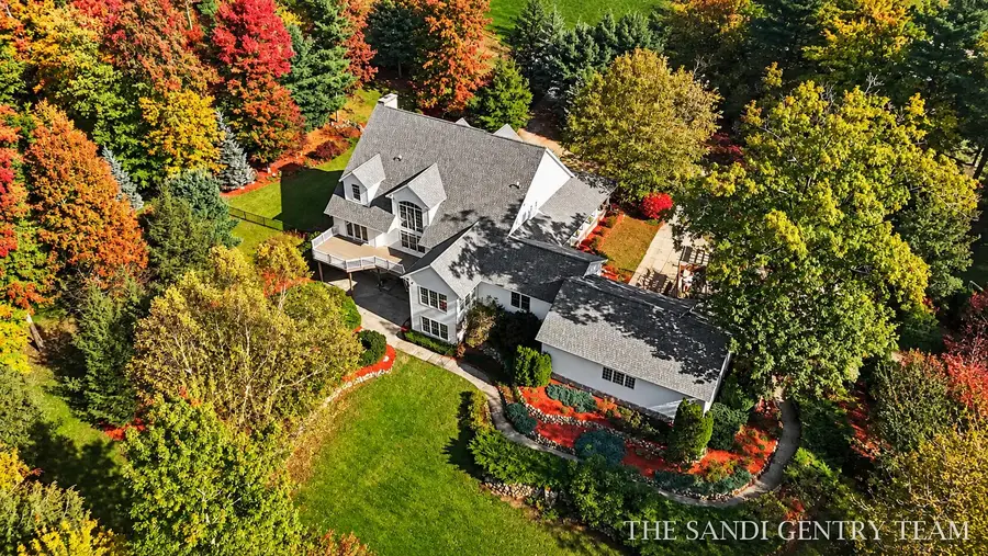 2622 Primrose Drive, Fruitport, MI 49415 - #2
