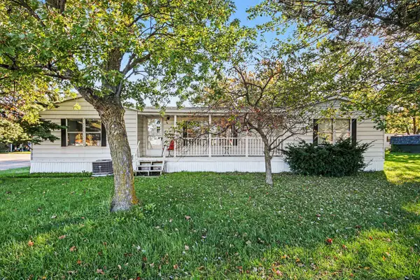 1139 Lincoln Avenue #143, Holland, MI 49423