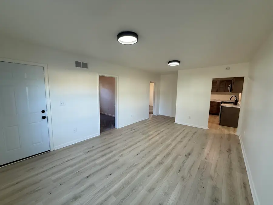 227 E Prospect Street, Jackson, MI 49203 - #3