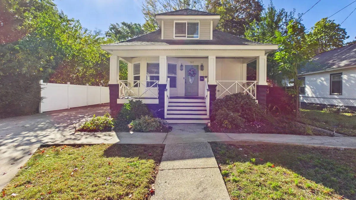757 W Dale Avenue, Muskegon, MI 49441 - #1