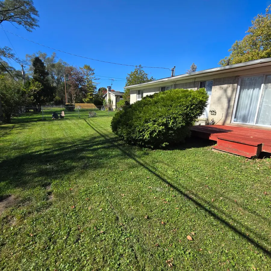 8976 Oxford Court, Ypsilanti, MI 48198 - #2