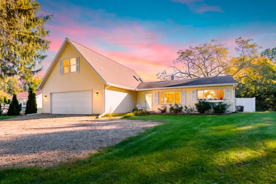 3627 Lakeshore Drive, Saint Joseph, MI 49085 - #2