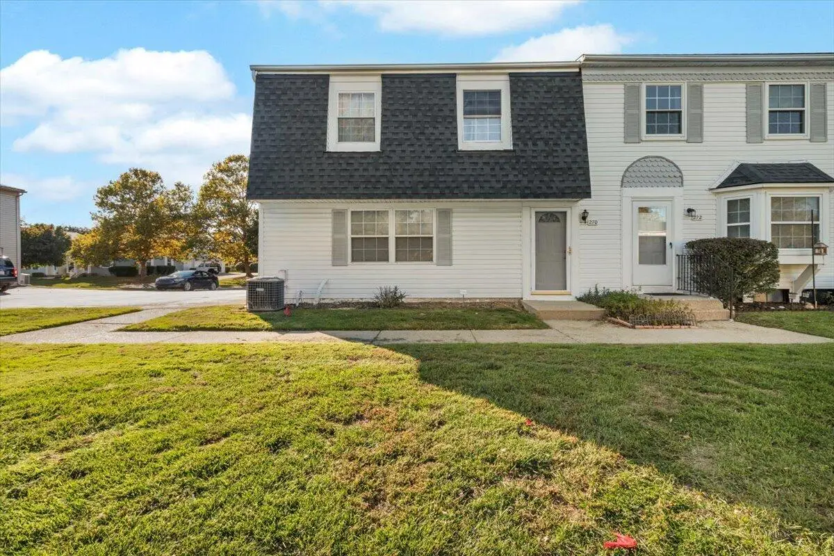 270 Aqueduct Drive, Walled Lake, MI 48390 - #1