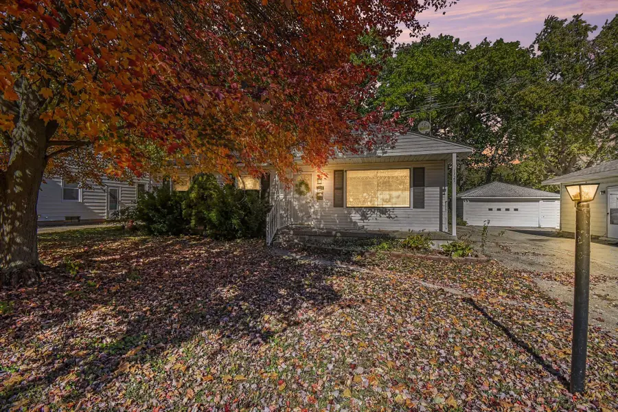 1729 Kentfield Street Sw, Wyoming, MI 49519 - #3