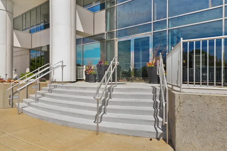 335 Bridge Street Nw #801, Grand Rapids, MI 49504 - #3