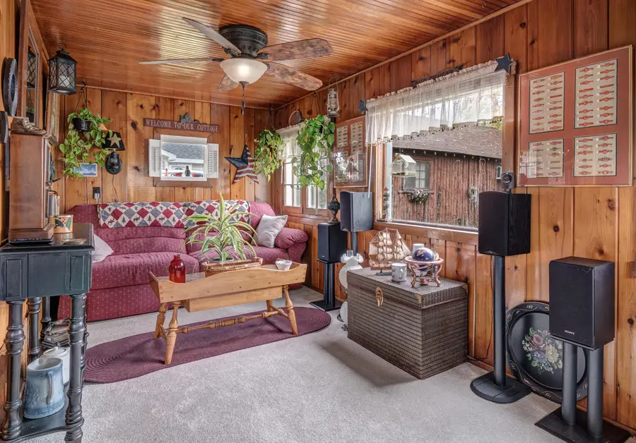 6366 W Houghton Lake Drive #1, Houghton Lake, MI 48629 - #3