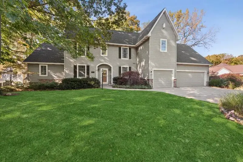 1390 Summerwood Drive, South Haven, MI 49090 - #2