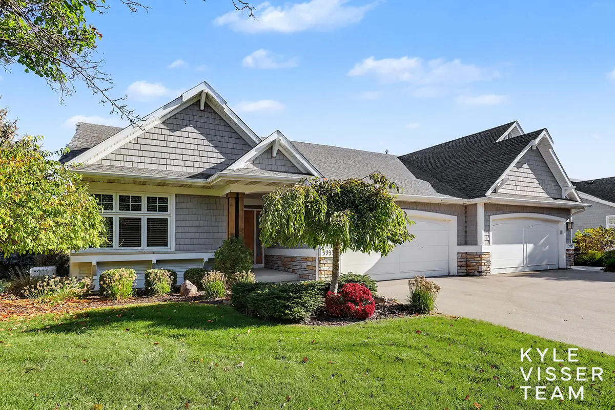 3935 Crystal Waters Lane Ne, Grand Rapids, MI 49525 - #1