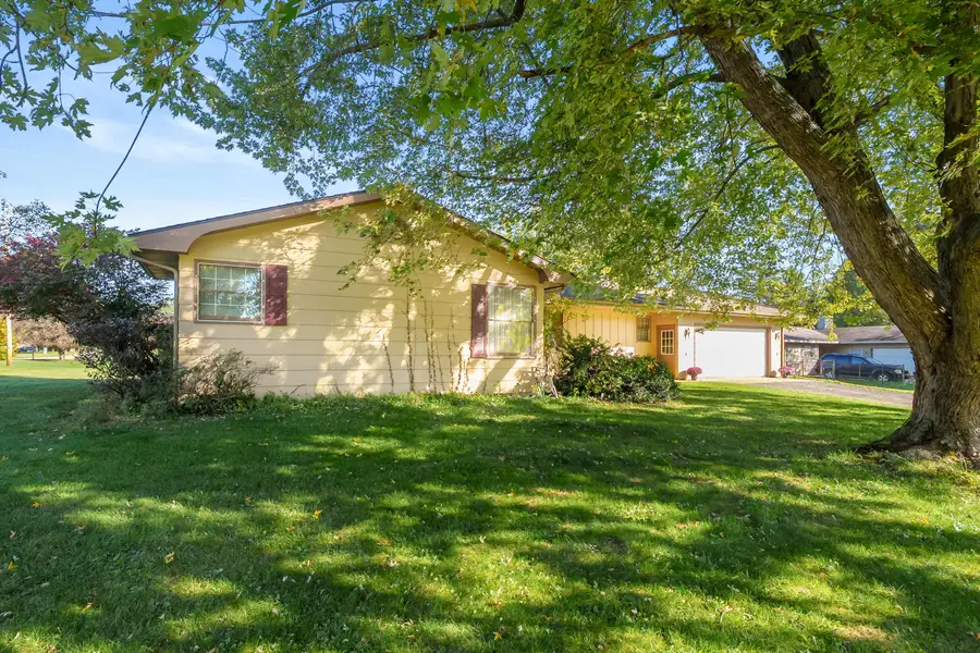 630 Hillcrest Road, Paw Paw, MI 49079 - #2