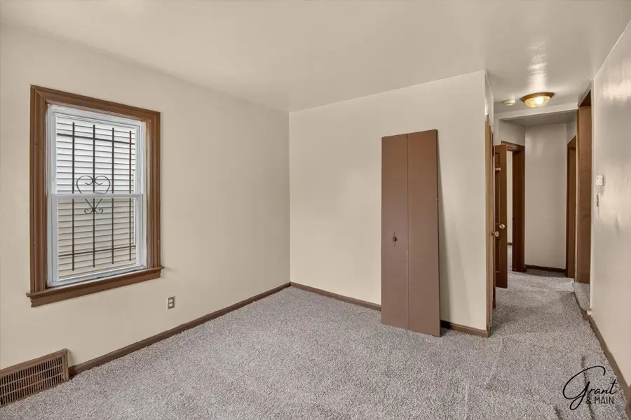 8865 Mansfield Street, Detroit, MI 48228 - #3