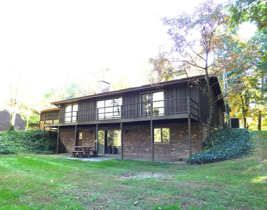 569 W Shawnee Road, Baroda, MI 49101 - #3