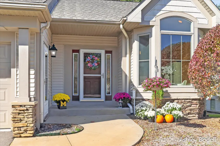 4349 Willow Lane Drive Ne, Grand Rapids, MI 49525 - #2