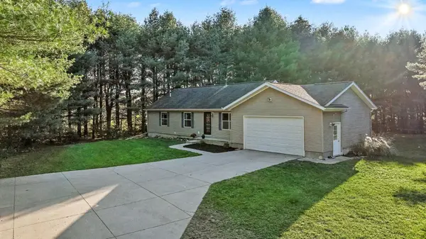 45924 County Road 665, Paw Paw, MI 49079