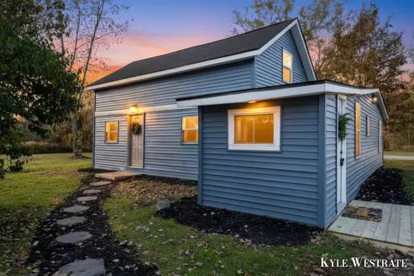 14216 Shaner Avenue Ne, Cedar Springs, MI 49319