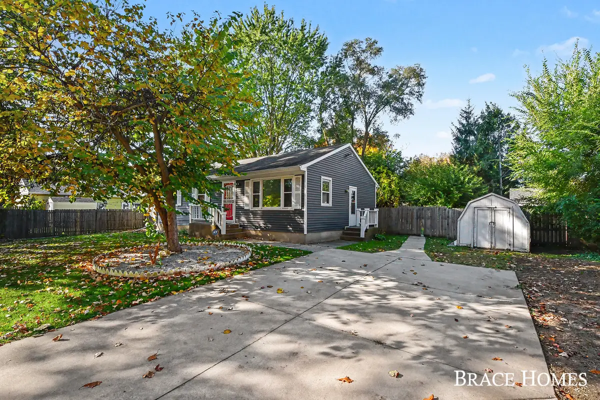 7575 Regal Avenue Se, Grand Rapids, MI 49548 - #1